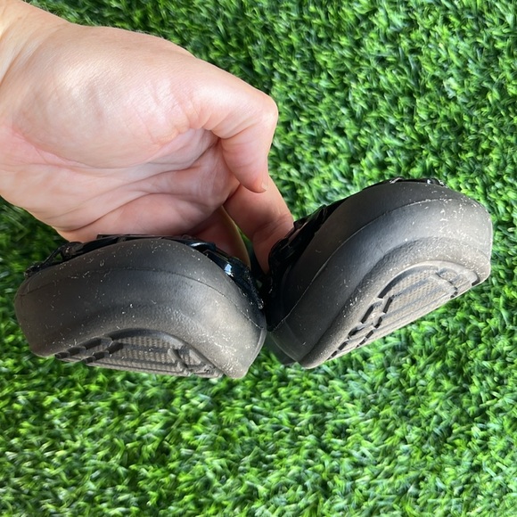 CROCS Gianna Chain Link Ballet Flats size 6 - Picture 6 of 8